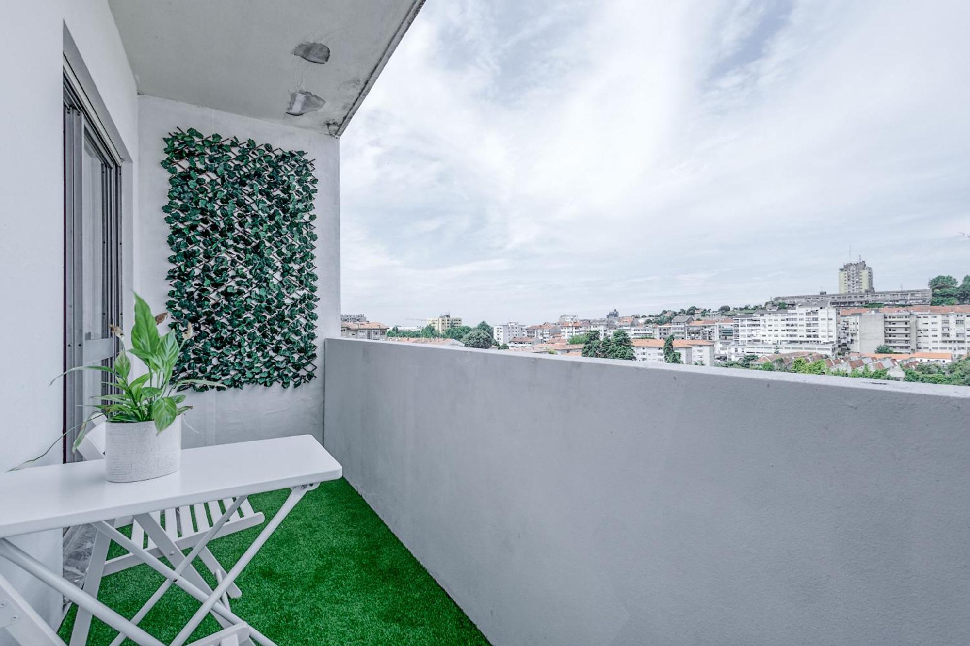 Travel & Live Fernao Magalhaes Apartment Porto Exterior photo